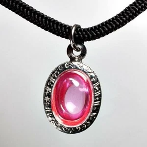 Naga Eye Leklai Lucky Stone Pendant Wealth Love Pink Rose Oval Thai Amulet 16510 - Picture 1 of 9