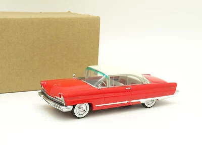Neo SB 1/43 - Lincoln Premiere Hard Top 1956 Red - Image 1 of 2