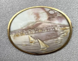 Colgante de alfiler de oro 10 K con cameo de oro 10 K con recuerdo italiano del monte Vesubio Pompeya - Imagen 1 de 8