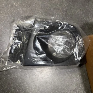OEM Ford 6S4Z-17E810-AA Bezel Fog Passenger Side Ford Focus 06-07 - Picture 1 of 5