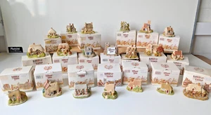 Collection of x20 Vintage Lilliput Lane Cottages - w/ Original Boxes And Deeds - Picture 1 of 9
