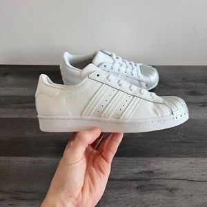 Adidas DAMEN SUPERSTAR TRAINER - UK 3,5 & 4 - WEISS/SILBER (FX4747) - Bild 1 von 8