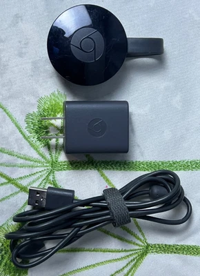 Google Chromecast NC2-6A5 HD Streaming Media Player HDMI Adapter USB Power Cord - Image 1 of 4