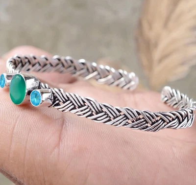 Bracciale in argento sterling 925 con gemme in onice verde e topazio blu... - Immagine 1 di 4