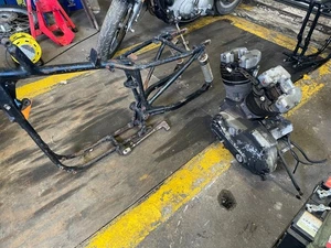 1980 Harley Davidson Ironhead Frame and Engine Ref-D1228 - Picture 1 of 9