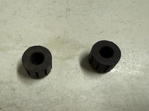 Lot 019-1, 1982 Honda ATC185s Seat/Fender Grommets/Rubber Mounts - Bild 1 von 3