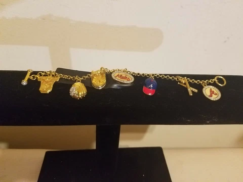 Danbury Mint, Atlanta Braves MLB. charm bracelet, 24k gold p Cover