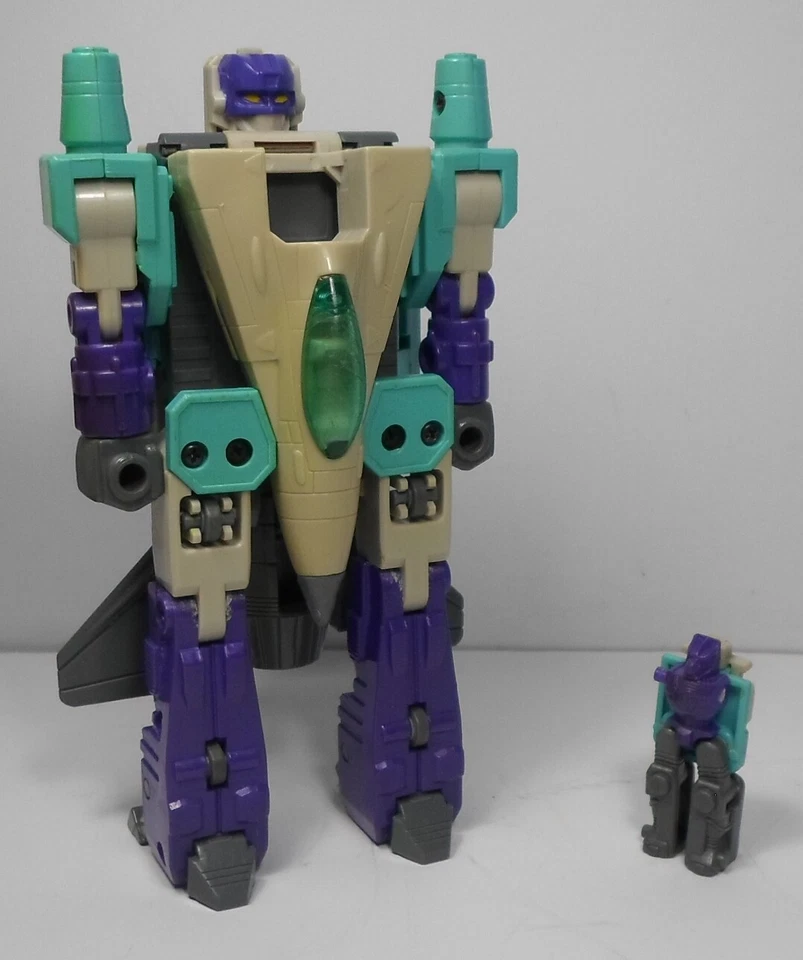 HASBRO VTG 1988 TRANSFORMERS G1 POWERMASTERS DREADWIND AND HI-TEST ROBOT SET - Image 1 of 4
