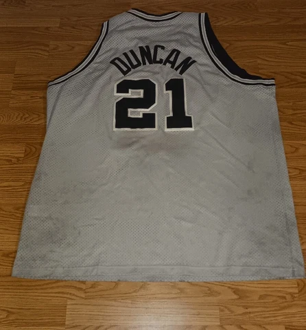 SAN ANTONIO SPURS TIM DUNCAN JERSEY SIZE 4XL+2 NIKE STITCHED HAS STAINS VINTAGE Cover