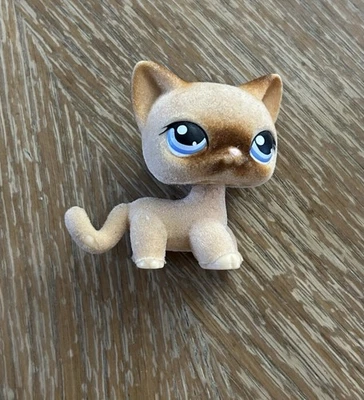 Littlest Pet Shop LPS Authentic #318 Fuzzy Siamese Tan Brown Shorthair Cat - Image 1 of 4