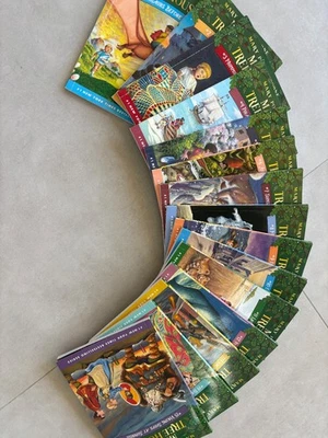 Magic Tree House books 1-15 Collection #1 - Image 1 of 4