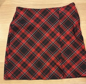 Girl’s H&M skirt - Picture 1 of 2