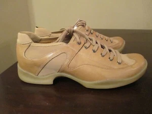 Kenneth Cole Reaction Women's Loafer Lace Up Bike-N-Ike Sz 7.5 M Tan MINT! - Picture 1 of 8