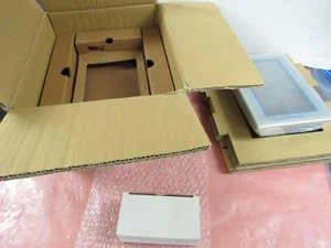 PANEL DE INTERFAZ DE OPERADOR VIPA 62H-MHC0-DH 7" HMI VENTANAS INTEGRADAS**NUEVO EN CAJA** - Imagen 1 de 11