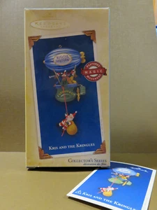 2005 Hallmark Ornament KRIS AND THE KRINGLES Collector's Series #5 w/ Movement - Bild 1 von 4