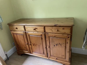 Ducal pine cabinet, pine cupboard/ kitchen dresser, 3 drawers, 3 cupboards - Picture 1 of 3