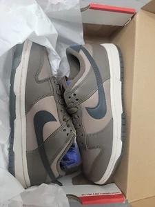 Nike Dunk Low Mink Brown FZ2552-001 Women New Shoe Sneakers 6.5 Women With Box - Picture 1 of 10