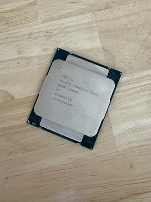Intel Xeon E5-2640V3 SR205 CPU 90W LGA2011-3 - Image 1 of 2