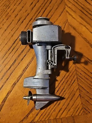 Vintage Allyn's Sea Fury .049 Nitro RC Boat Outboard Motor (L2) - Image 1 of 4