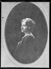 Plaque verre photo ancienne noir et blanc négatif 9x12 cm Orcel Lyon femme 
