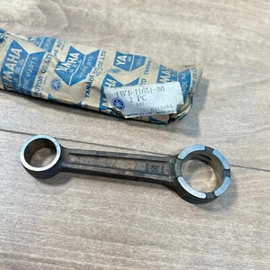New Yamaha OEM NOS CONNECTING ROD / 1W1-11651-00-00 / DT125 DT-125 - Picture 1 of 2