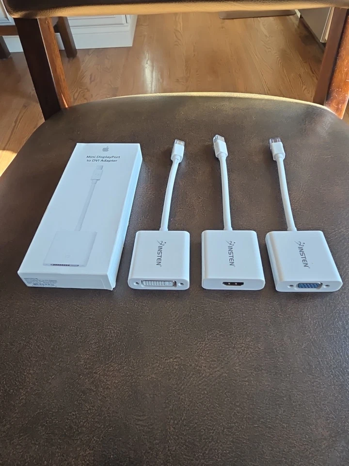 Set of Apple Mini DisplayPort Adaptors: DVI (2), HDMI, Serial - Image 1 of 1