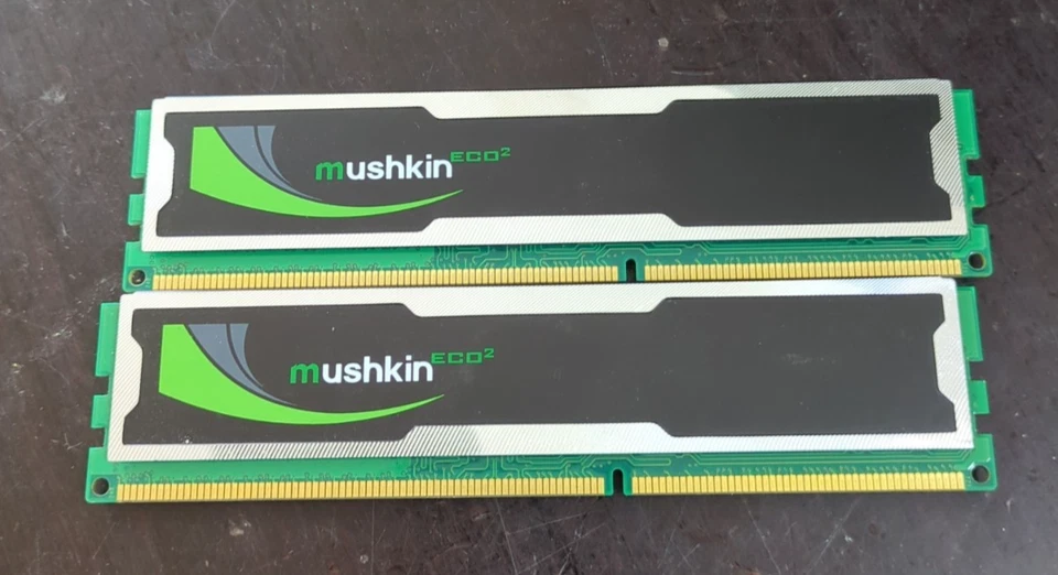 Mushkin Eco2 8GB (2x4GB) PC3L-12800 Heatsink Desktop RAM - Image 1 of 3