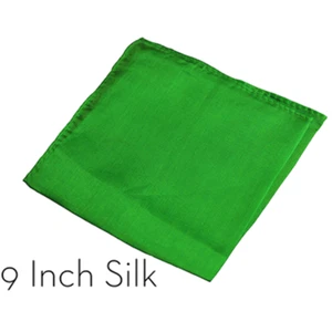 Silk 9 inch (Green) Magic by Gosh - Trick - Picture 1 of 1