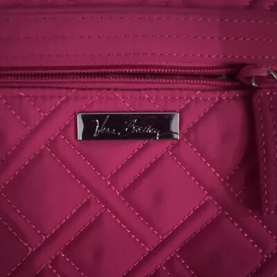 VERA BRADLEY Grande Hipster Fucsia Rosa Oscuro Bandolera Cartera y Cartera 11 x11 Foto 1 de 4