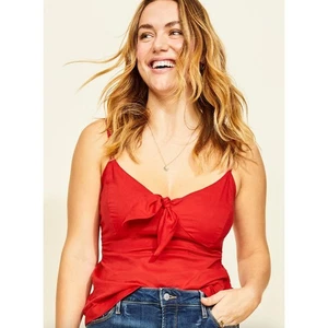 Camiseta sin mangas Cami con cuello en V y lazo delantero azul marino Robbie roja verano brillante mediana - Imagen 1 de 6