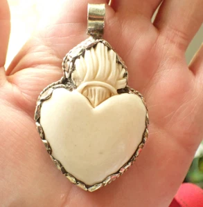 Flaming sacred Heart  Pendant in Tibetan silver - Picture 1 of 4