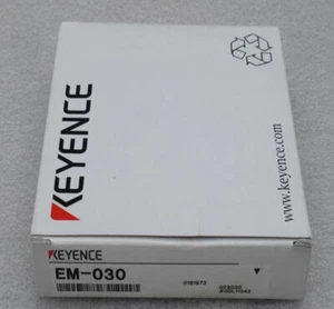 NUEVO cabezal de interruptor sensor de proximidad Keyence EM-030 2M, blindado - Imagen 1 de 2