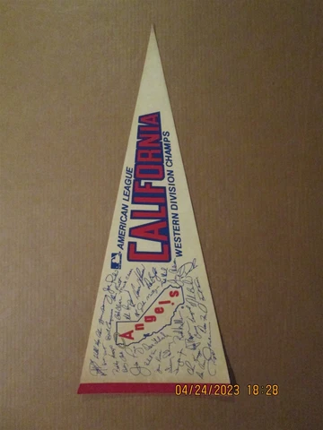 MLB California Angels Vintage 1979 Western Division Champs Team Logo Pennant Cover