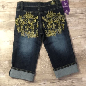 Old Skool Premium Jeans Wear Girls Gold Embroidered Jean Shorts Size 7 - Picture 1 of 10