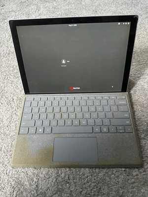 Tablet Microsoft Surface Pro 5ta Generación 1807 12.3" 256GB Wi-Fi + Celular LTE Foto 1 de 4