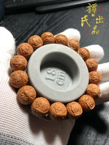15mm Hedgehog Hand carved Four Dharma protectors of Buddhism Bracelet纯手工雕刻猴头四大护法 - Picture 1 of 12