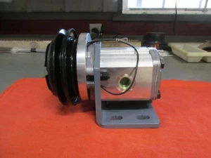 Hydraulic clutch pump electric salt spreader snowplow 12v coil single v belt - Picture 1 of 5