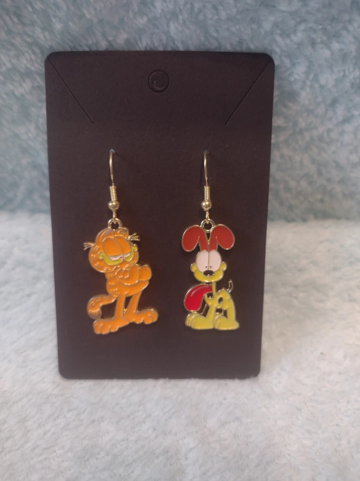 Висячие серьги с персонажами Garfield и Odie - Изображение 1 из 1