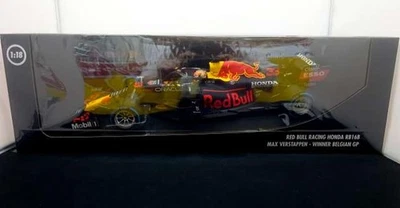 Max Verstappen 2021 Red Bull Racing Honda RB16B Minichamps 1:18 diecast model - Image 1 of 3
