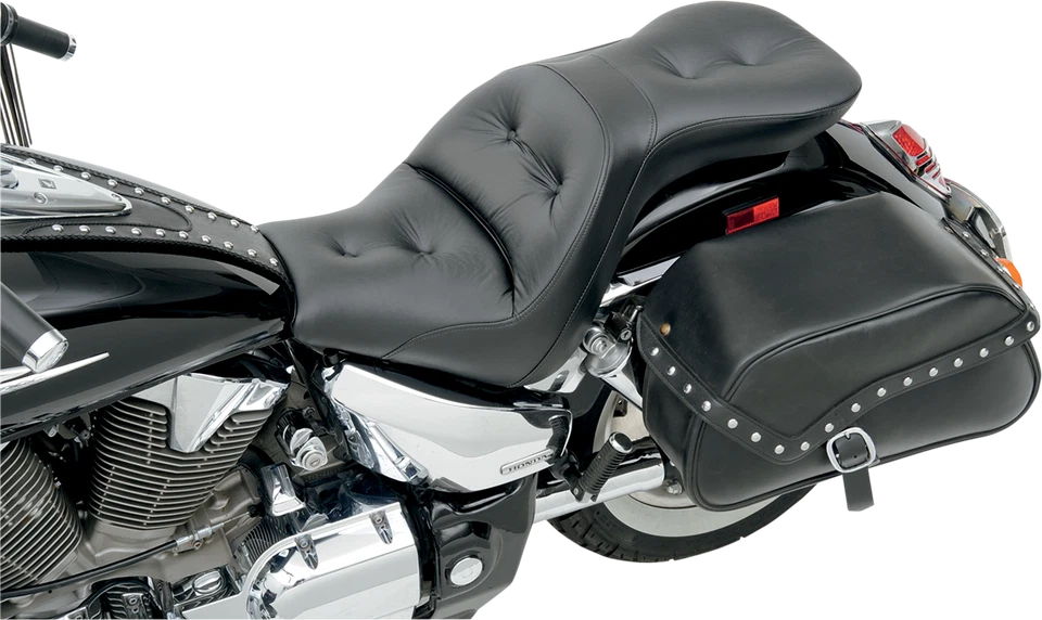 04-09 Asiento Honda VTX1300C Saddlemen Explorer RS, sin respaldo del conductor Foto 1 de 1