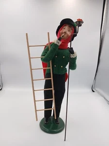1995 Byers Choice 13" Caroler Colonial or Victorian Man Lamp Lighter w/ Ladder - Picture 1 of 3