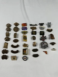 VINTAGE HARLEY DAVIDSON CAMEL DAYTONA BIKE WEEK HOG AND OTHER PIN BADGE LOT - Picture 1 of 9