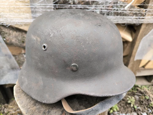 WW2 German Original M35 helmet size 68 original paint