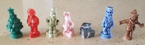 7 Wade Whimsies Calendar Figurines - Holidays - Fall - Graduation - Picture 1 of 3