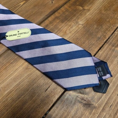 Corbata para hombre Bruno Piattelli longitud clásica azul marino rosa seda hecha a mano Foto 1 de 4
