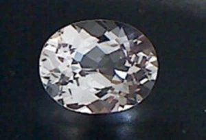 Colorless spinel with a hint of pink , from Burma. 3.26 ct - Picture 1 of 5
