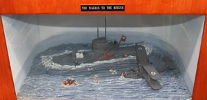 Scratch gebautes Diorama Maßstab 1:72 Das Walross zur Rettung WW2 Holzkiste - Bild 1 von 7