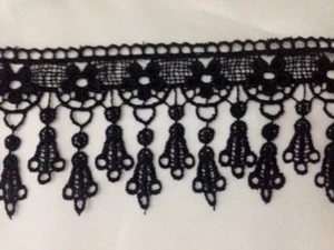 BLACK Pretty Flower Venise Lace Guipure Fringe Applique Edging Craft 2.75''/Yard - Picture 1 of 9