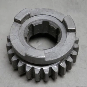 Yamaha MX 250 360 Transmission Pinion 5th Gear 365-17151-10-00 ALTERNATIVE - Picture 1 of 2