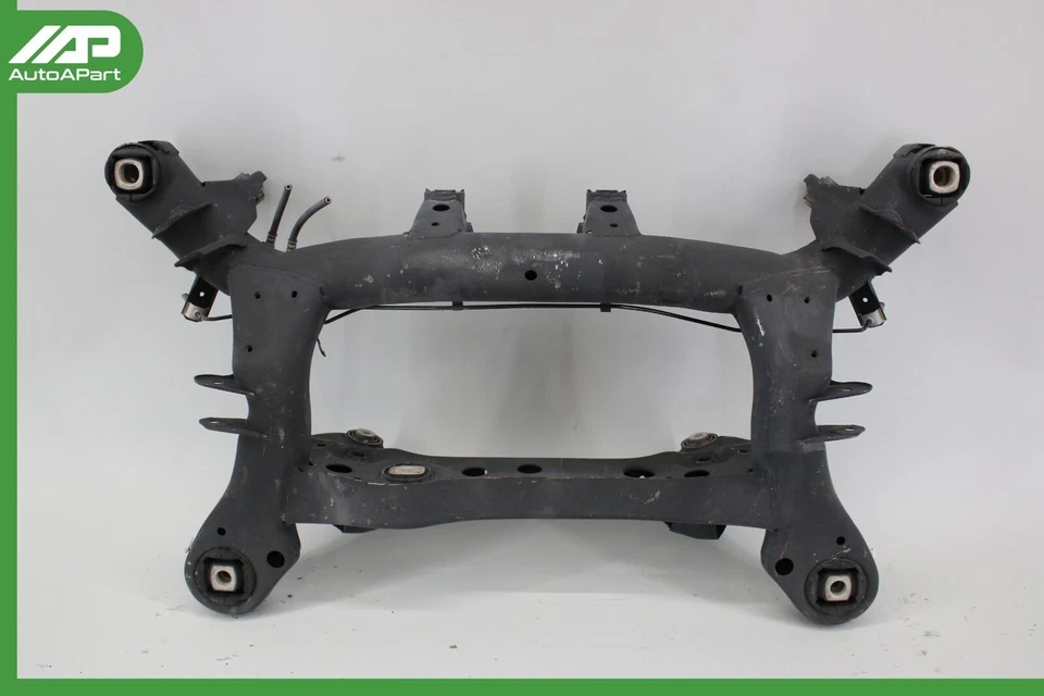 ✅ 06-13 BMW E90 335d 128i eje trasero subchasis travesaño portaaviones 3331678371 OEM Foto 1 de 4
